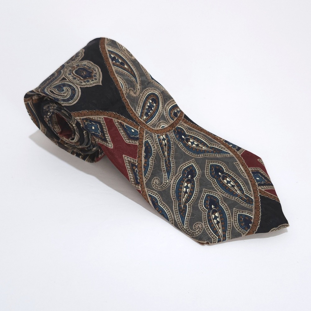 Vintage Kings Image Tie‎ 100% Italian Silk Paisley Geometric Multicolor USA Made